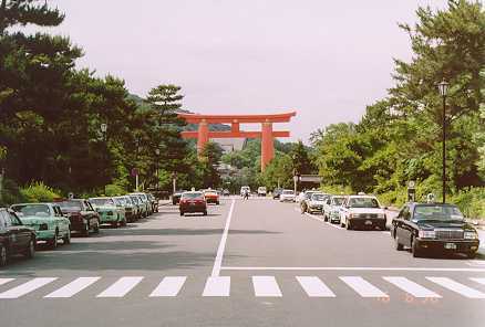 Heian pyhäkön torii-portti
Kiotossa