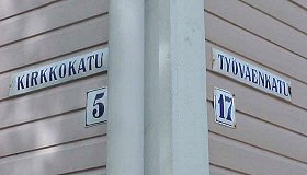 Kirkko ja tyvenluokka ajautuivat erilleen.